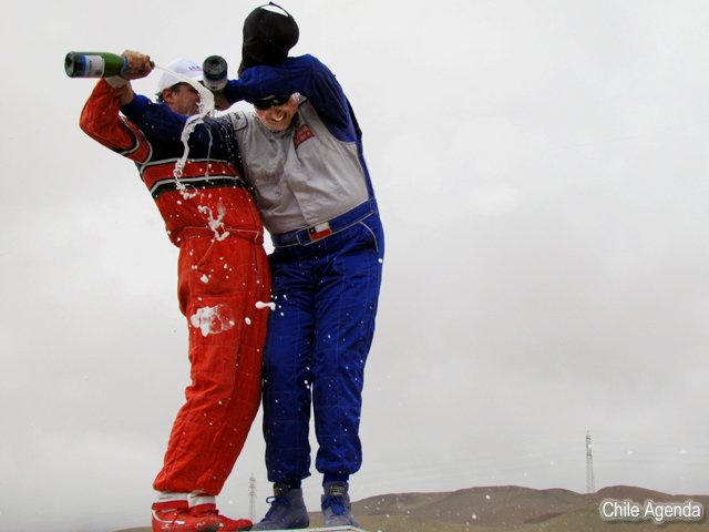 Pilotos Cristian Oxa y Giancarlo Gorrini