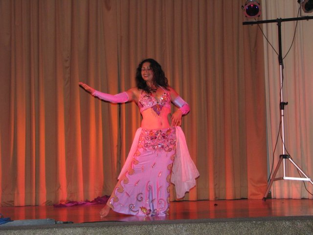 Academia de Danzas Arabes Bellynesian