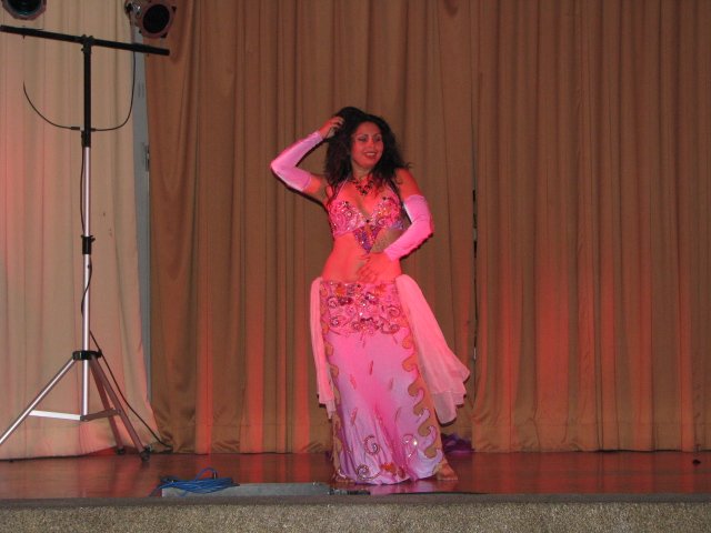 Danzas Arabes Bellynesian