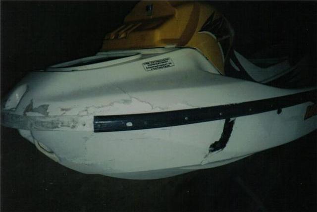 Desabolladura y pintura de lanchas