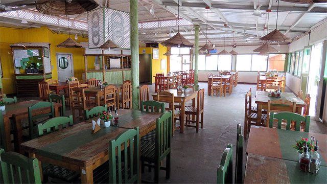 Restaurate La Bahía Verde