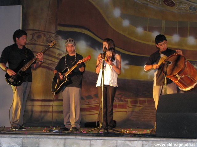 Grupo Folclorico Wayna Wara