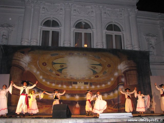 Grupo Folclorico Wayna Wara