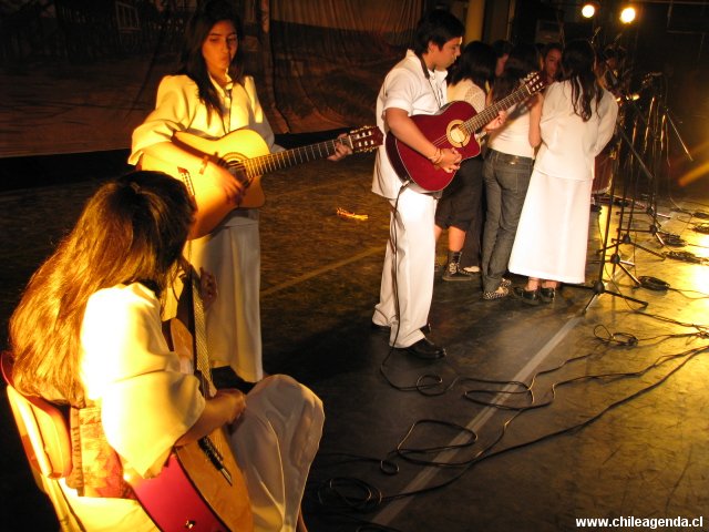 Grupo Folclorico Wayna Wara