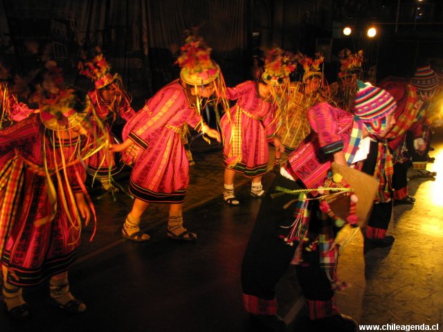 Grupo Folclorico Wayna Wara