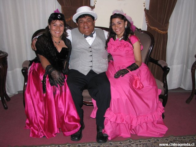 Grupo Folclorico Wayna Wara