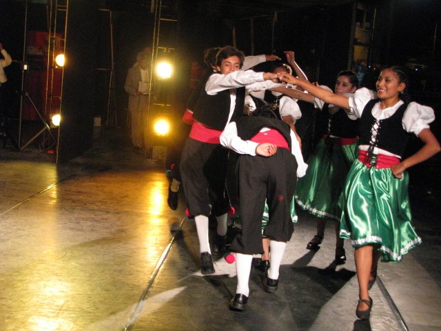 Grupo Folclorico Wayna Wara