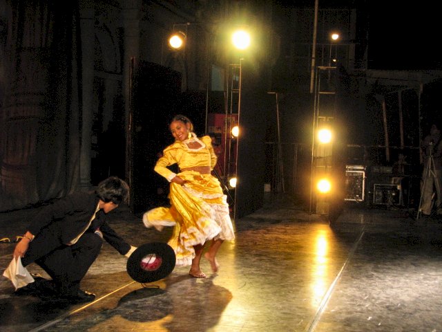 Grupo Folclorico Wayna Wara