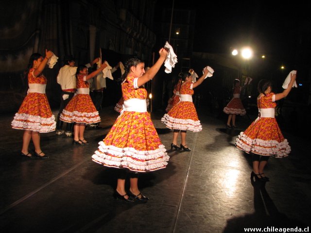 Grupo Folclorico Wayna Wara