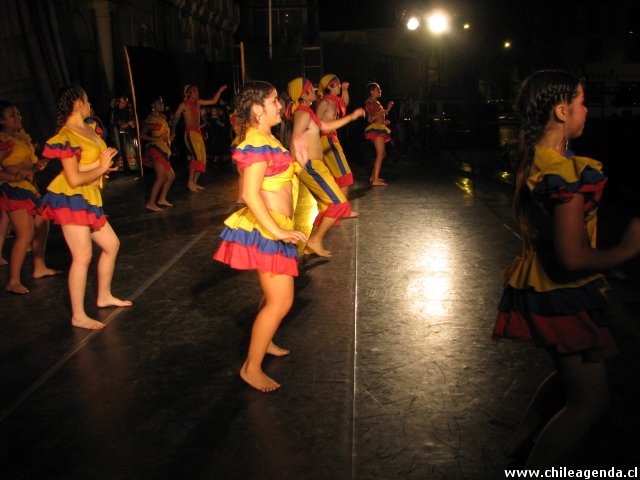 Grupo Folclorico Wayna Wara