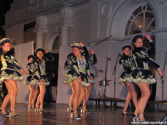 Grupo Folclorico Wayna Wara