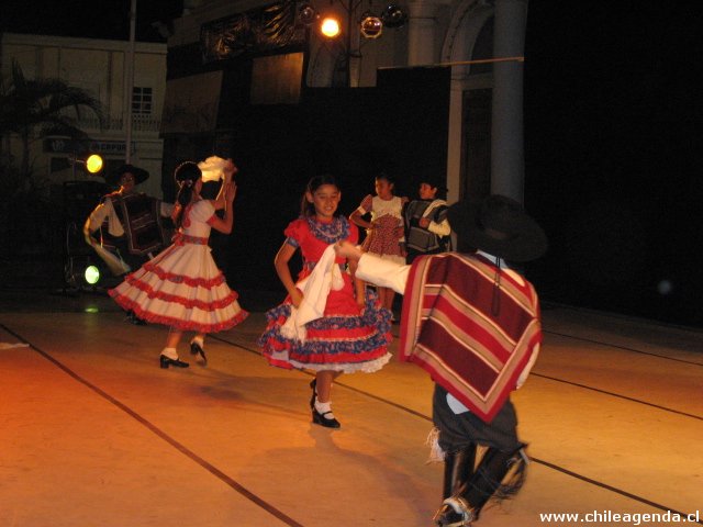 Grupo Folclorico Wayna Wara