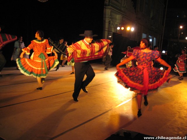 Grupo Folclorico Wayna Wara