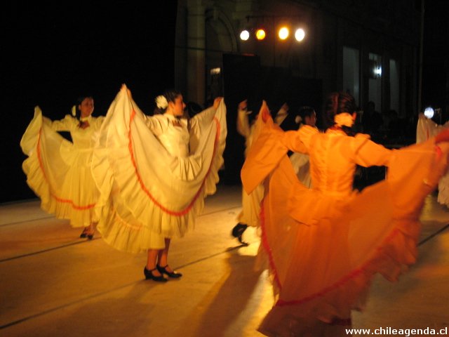 Grupo Folclorico Wayna Wara