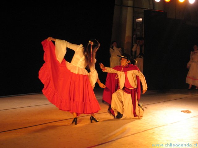 Grupo Folclorico Wayna Wara